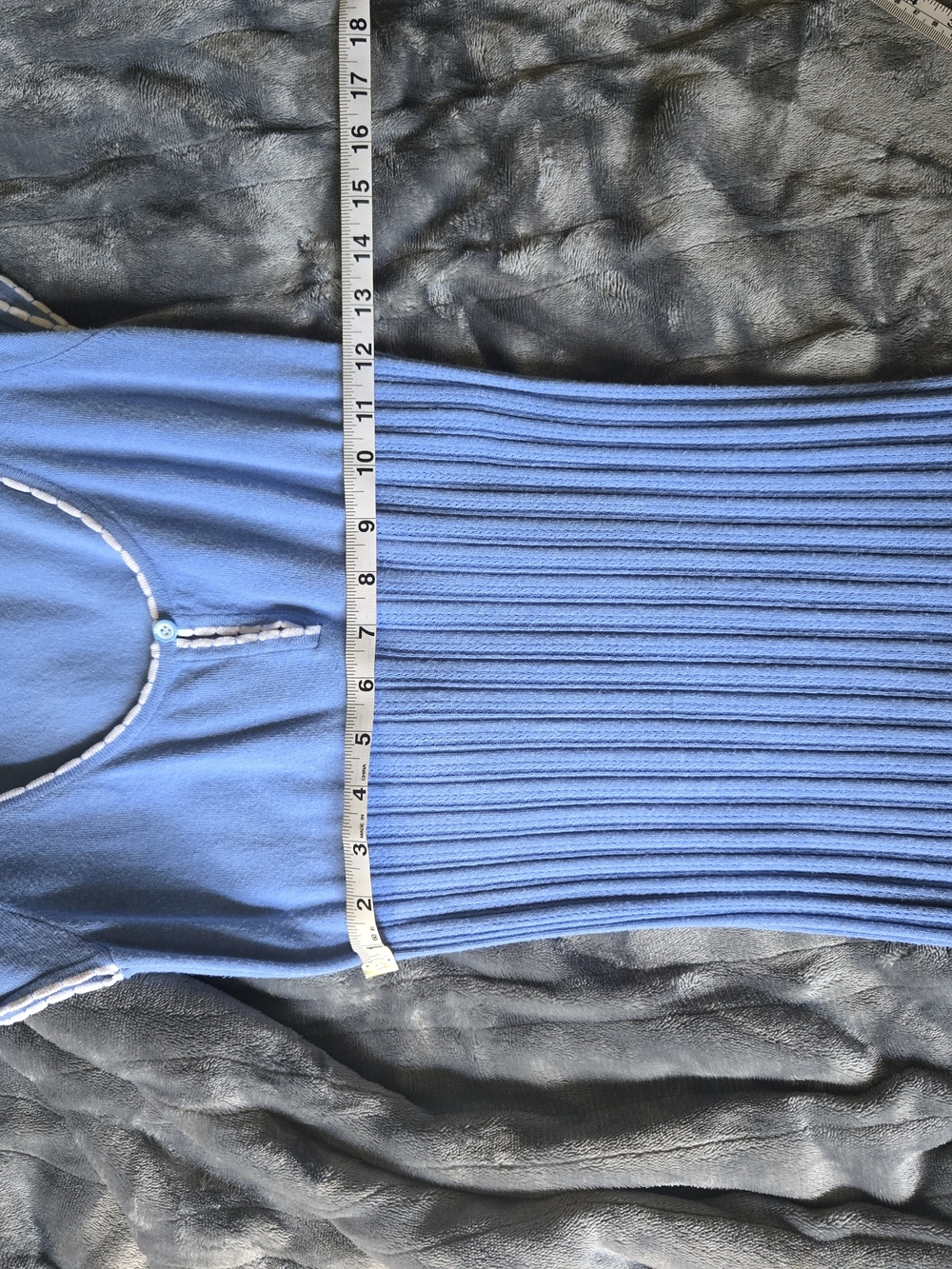 Guess Vintage Blue Short Sleeve Ribbed Knit Tee - Picture 4 of 6